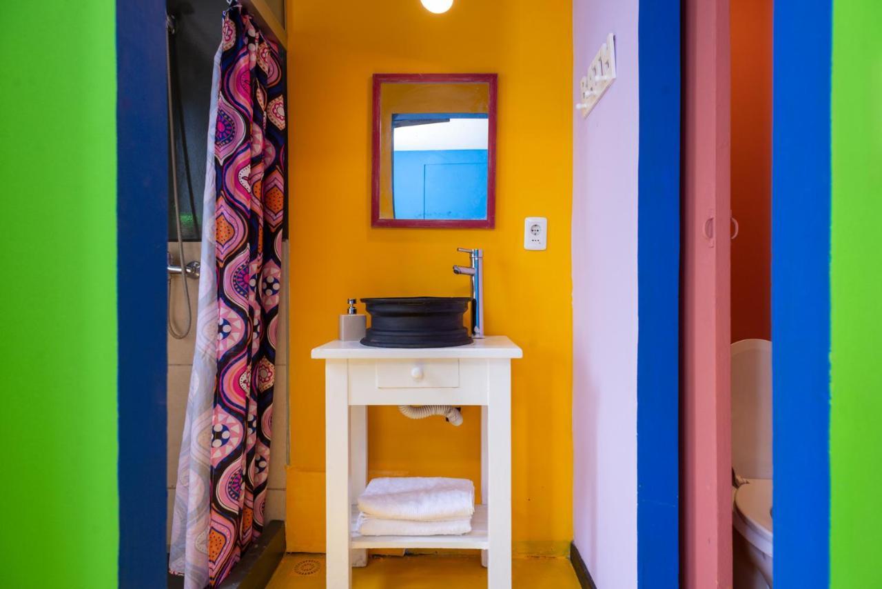 Del Barcito Hostel And Suites Punta del Este Bagian luar foto