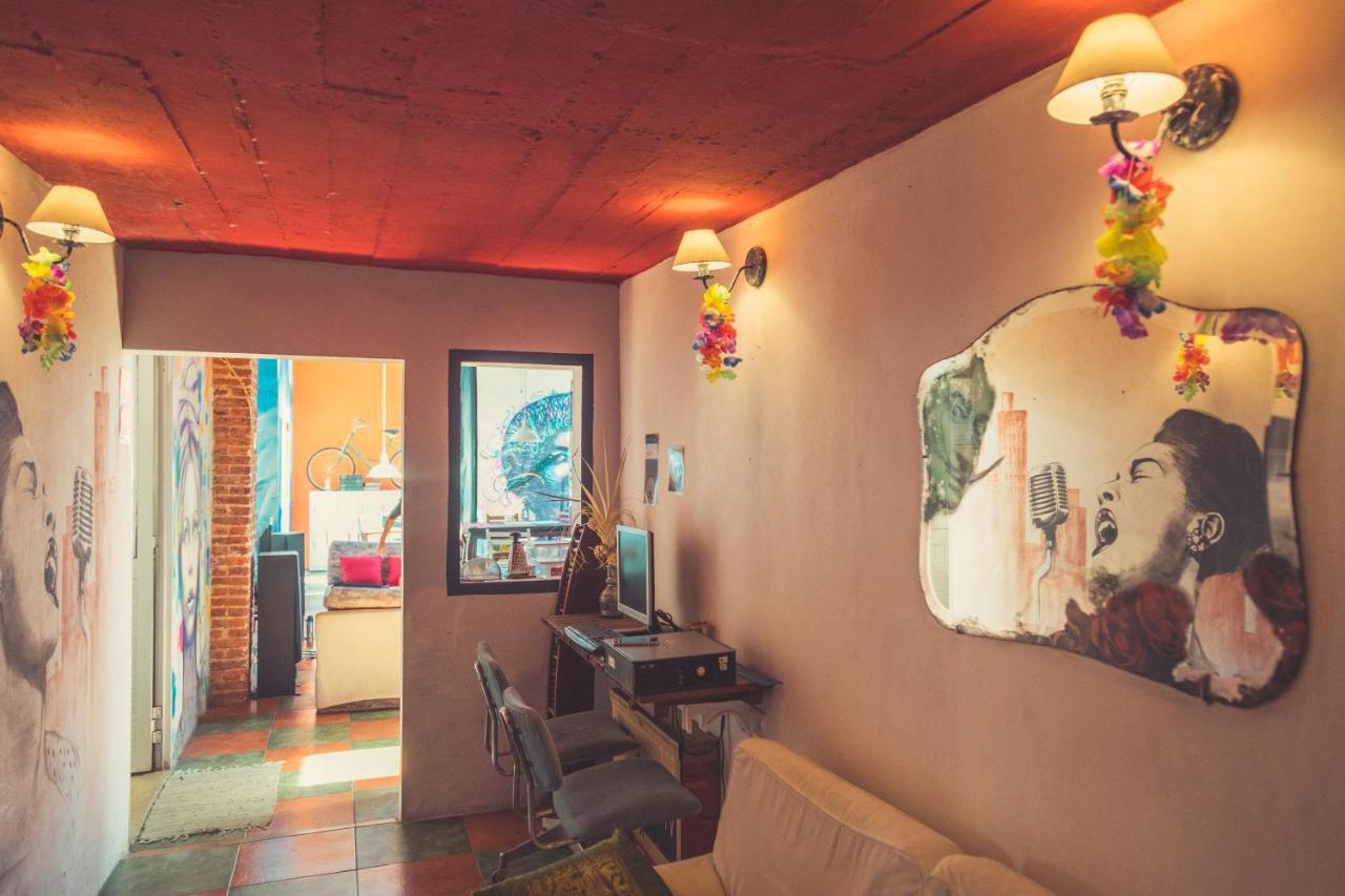 Del Barcito Hostel And Suites Punta del Este Bagian luar foto